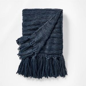 STUDIO MCGEE NWT raised stripe chunky knit throw blanket -navy